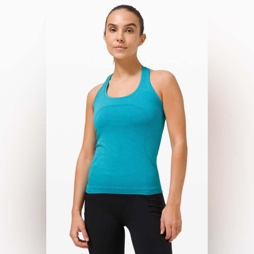 EUC Lululemon swiftly tech RB 2.0 race in Ripple Wave Hawaiian Blue (10).